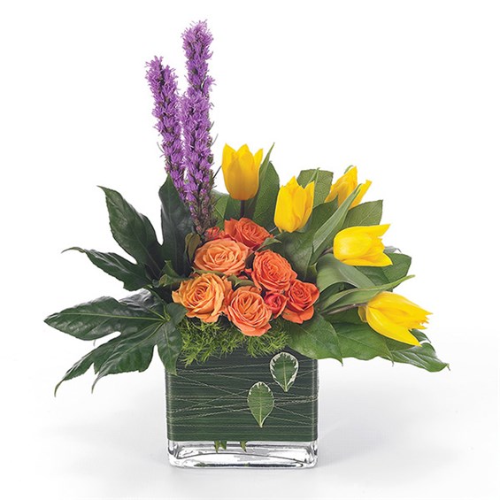 &quot;Contemporary Expressions&quot; flower bouquet (BF15-11K)